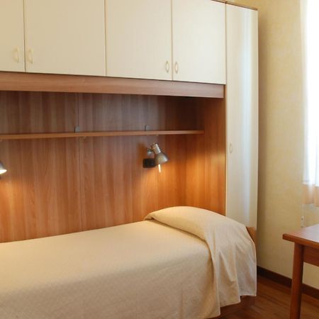 Rex Hotel Residence Gênes Extérieur photo