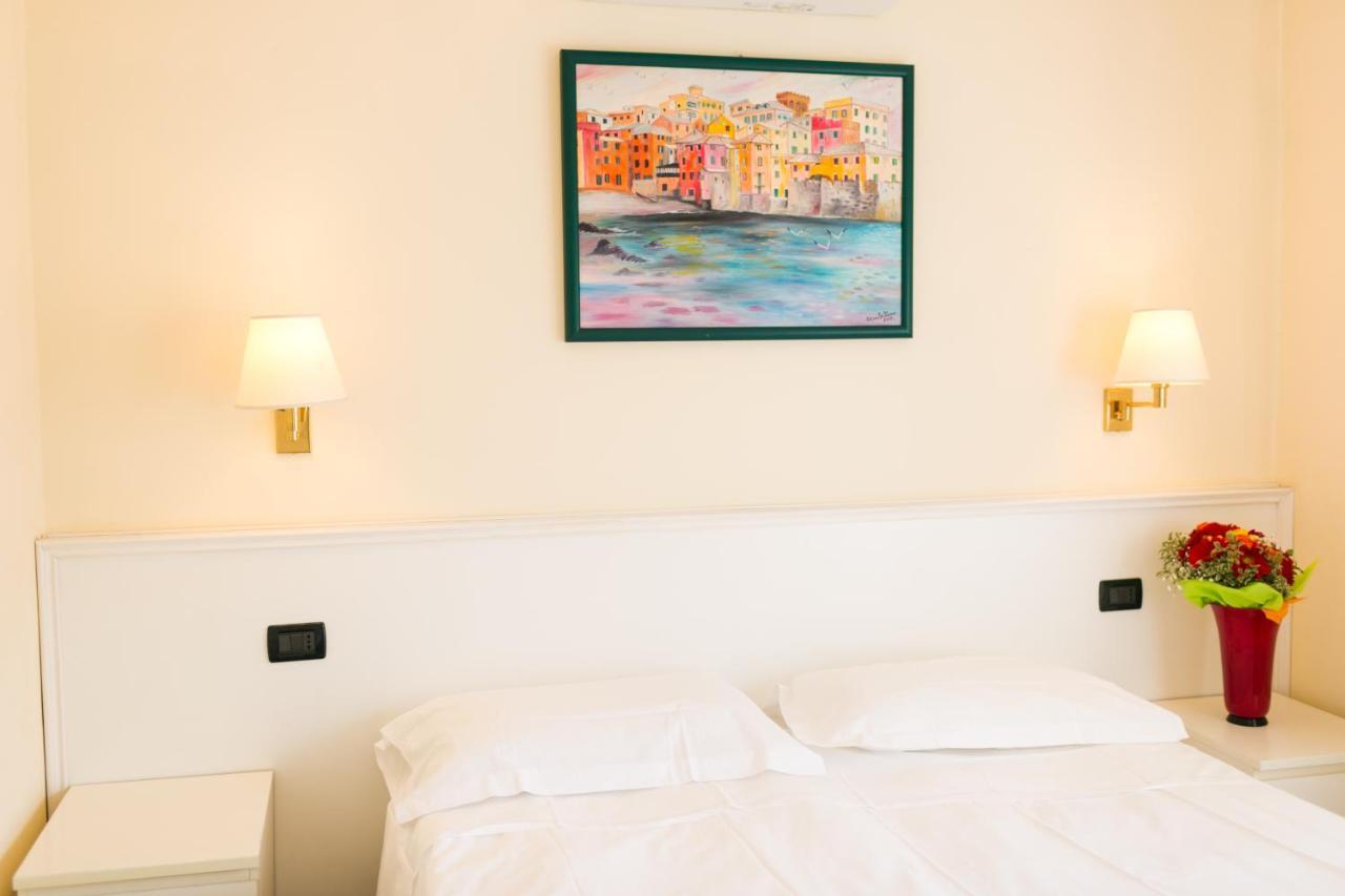Rex Hotel Residence Gênes Extérieur photo